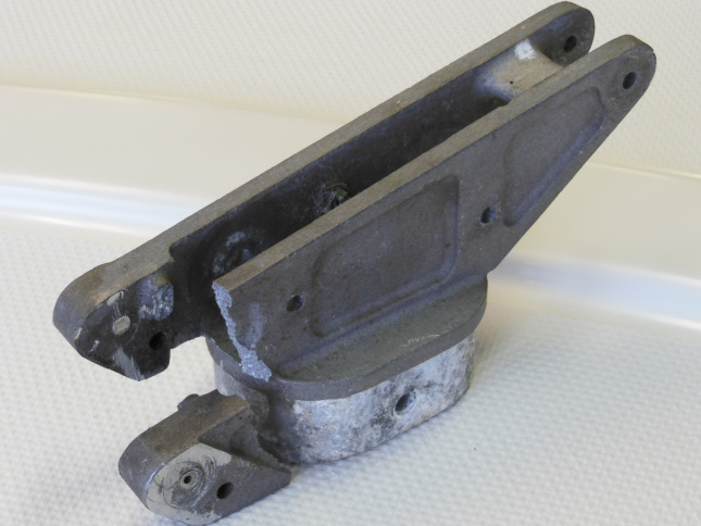 The masthead casting won't survive a lot of persuasion