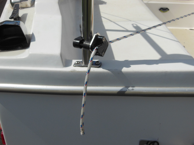 Close-up of the stanchion-mounted cleat